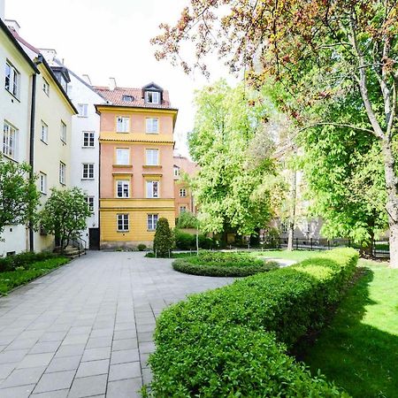 Designers Apartment In The Old Town Warsawa Bagian luar foto